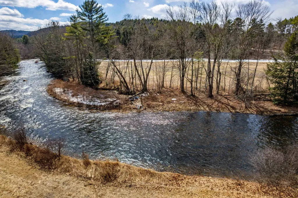 15 Berry Road Alexandria NH 03222