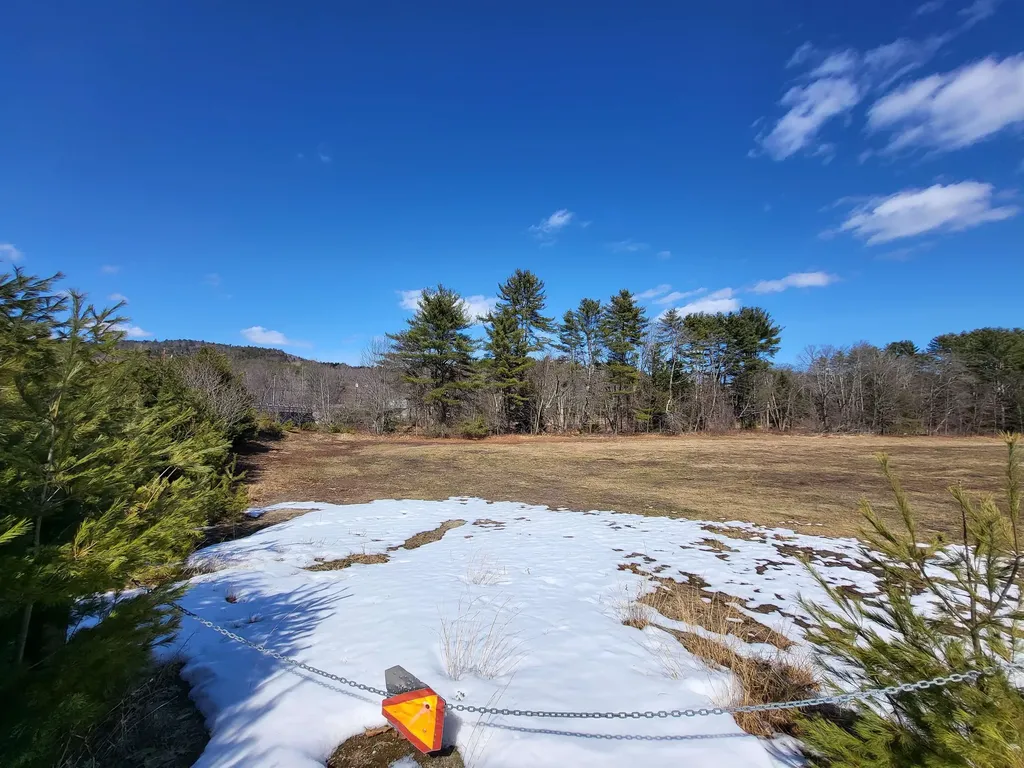 15 Berry Road Alexandria NH 03222