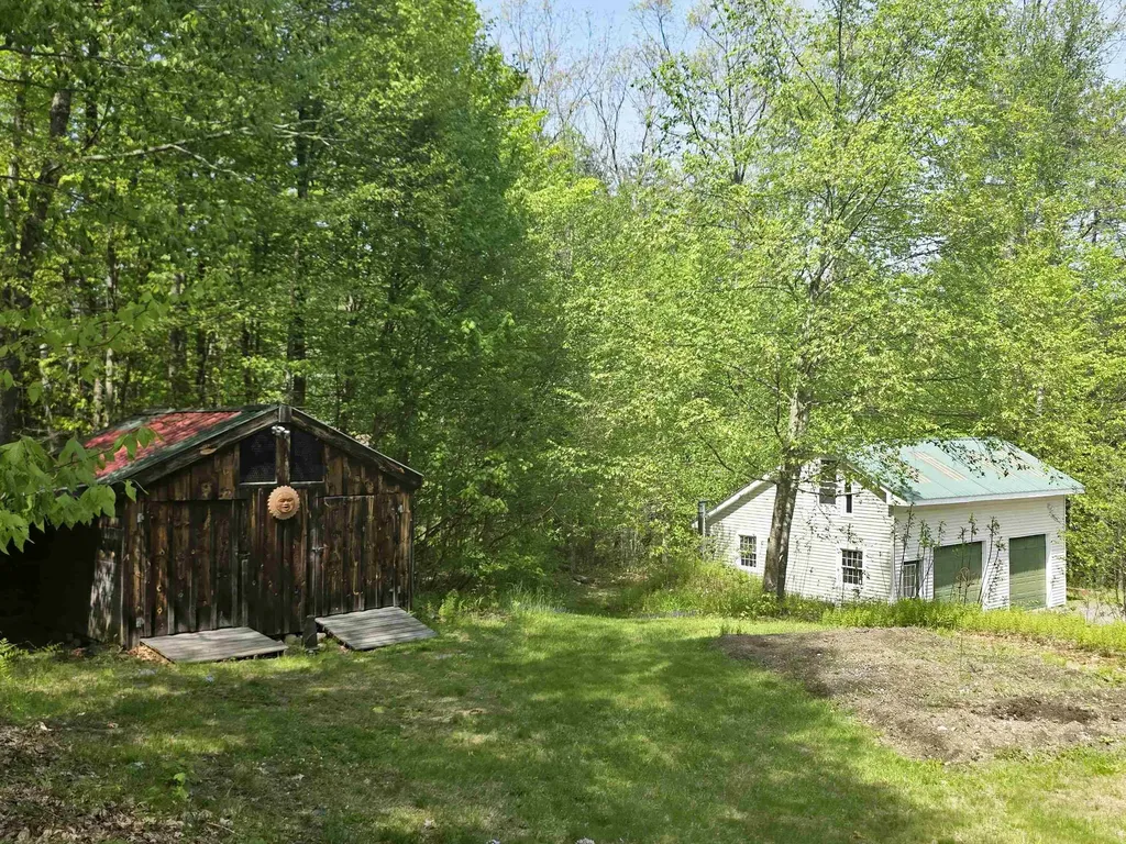 313 South Pine Banks Road Putney VT 05346