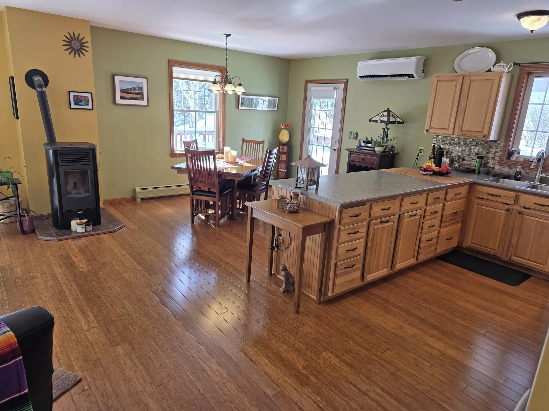 313 South Pine Banks Road Putney VT 05346