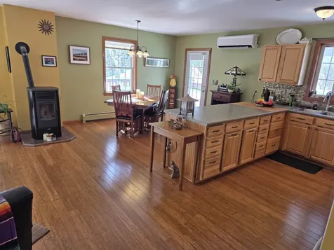 313 South Pine Banks Road Putney VT 05346