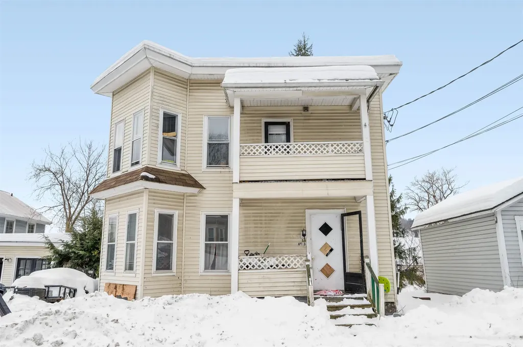 28 Pleasant Street Barre City VT 05641