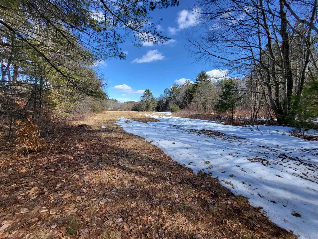 1 Berry Road Alexandria NH 03222