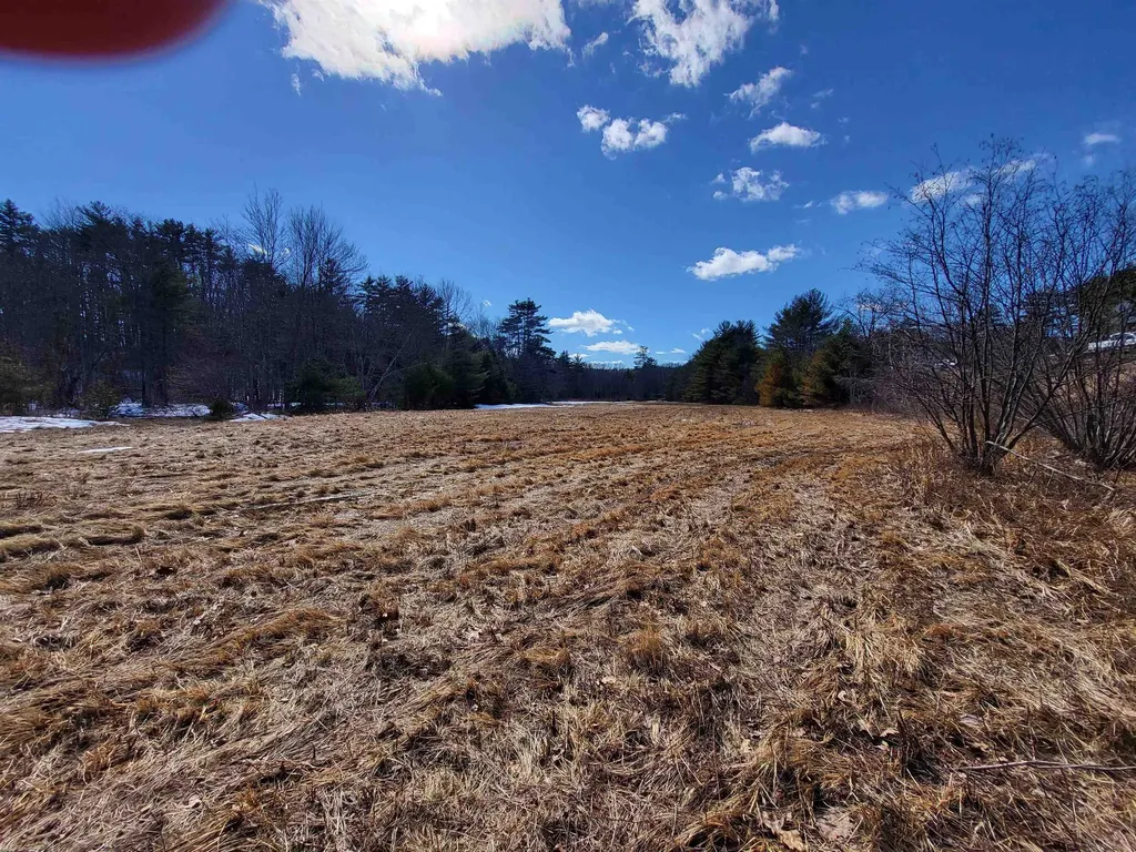 1 Berry Road Alexandria NH 03222