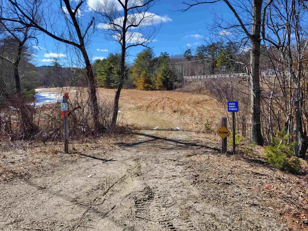 1 Berry Road Alexandria NH 03222
