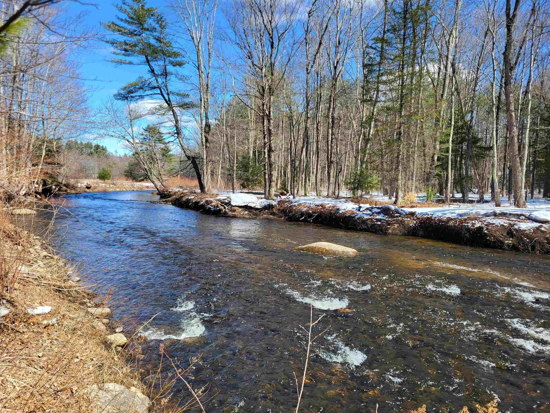 1 Berry Road Alexandria NH 03222