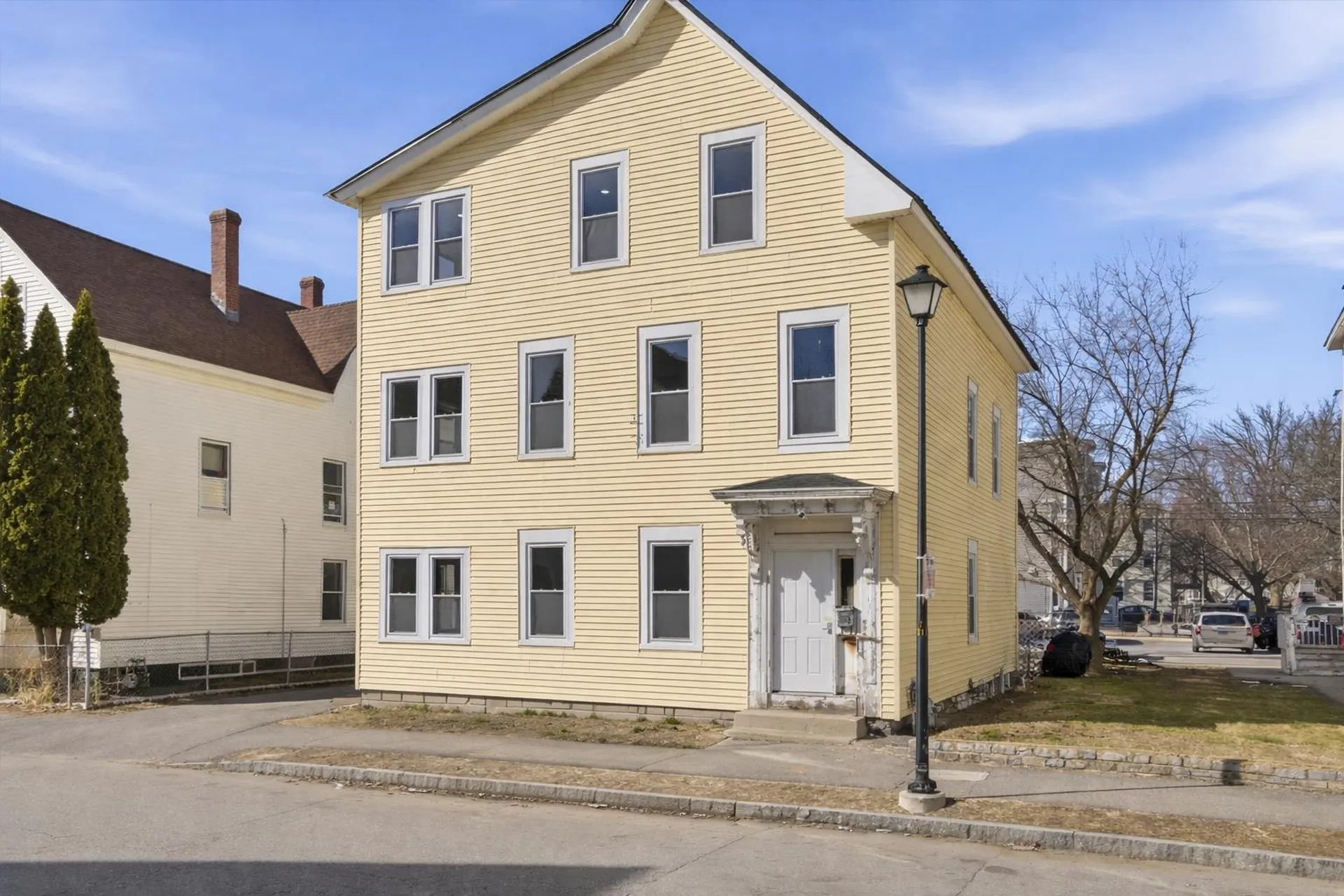 254 Auburn Street Manchester NH 03103