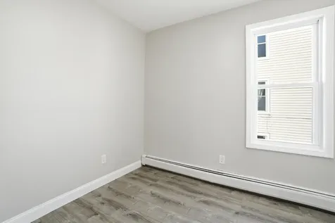 254 Auburn Street Manchester NH 03103