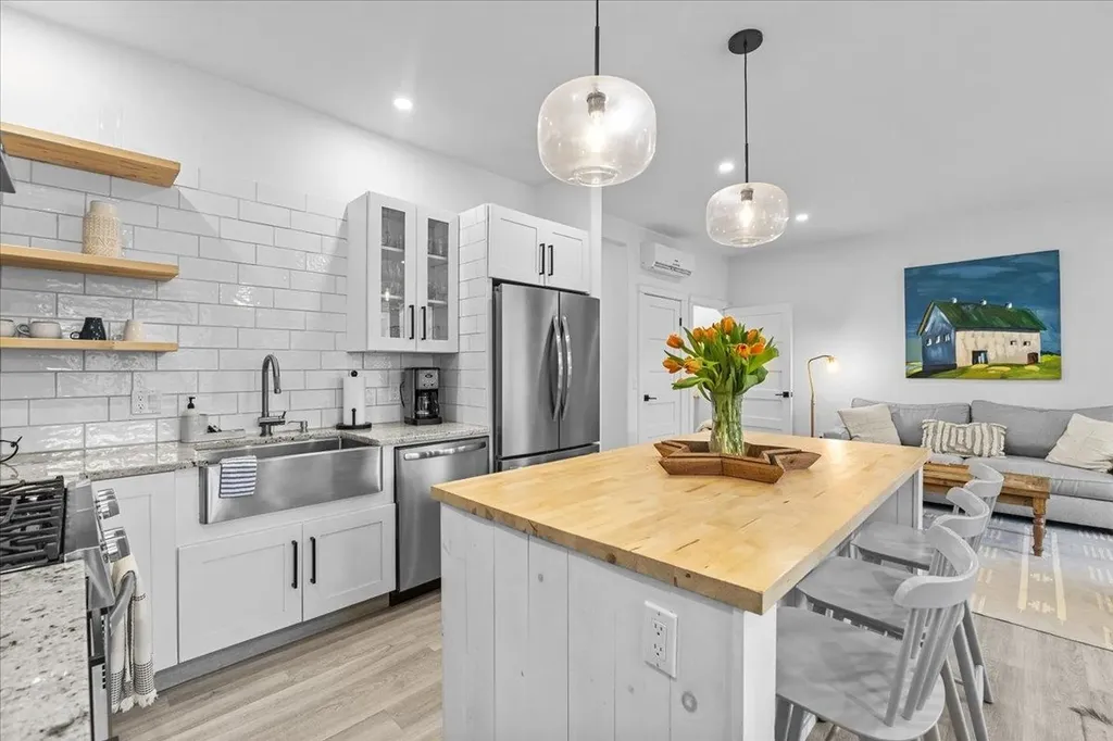 98 Hill Street Stowe VT 05672