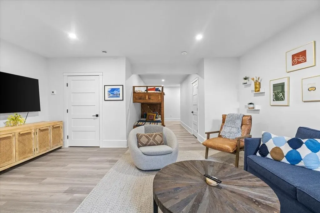 98 Hill Street Stowe VT 05672