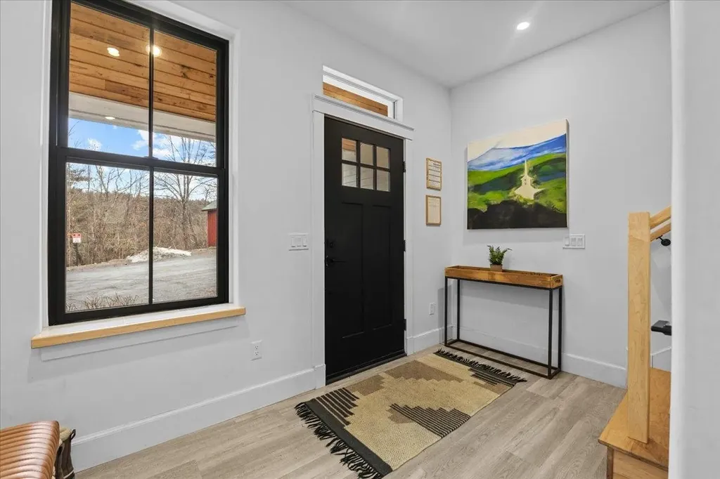 98 Hill Street Stowe VT 05672