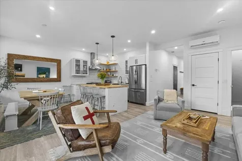 98 Hill Street Stowe VT 05672