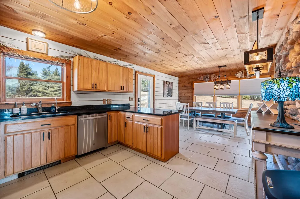 529 Cutler Corner Road Barre Town VT 05641