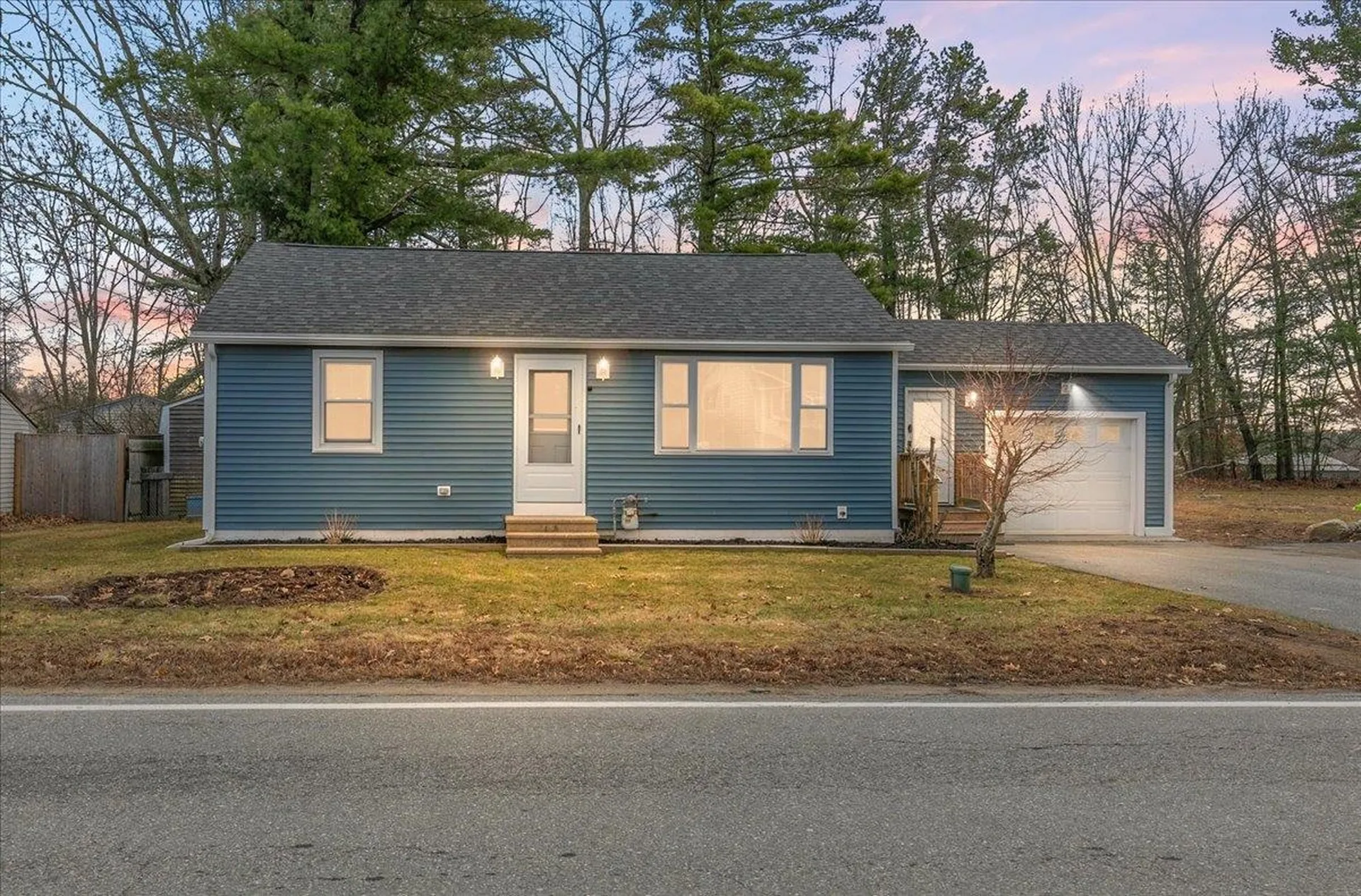 18 Old Road Plaistow NH 03865