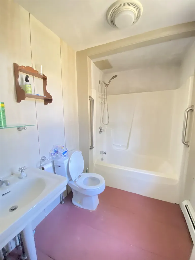 75 Lyon Road Royalton VT 05068