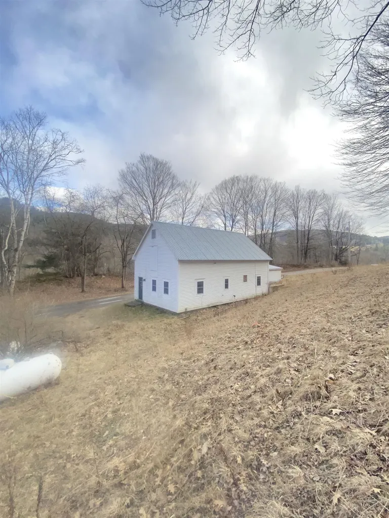 75 Lyon Road Royalton VT 05068