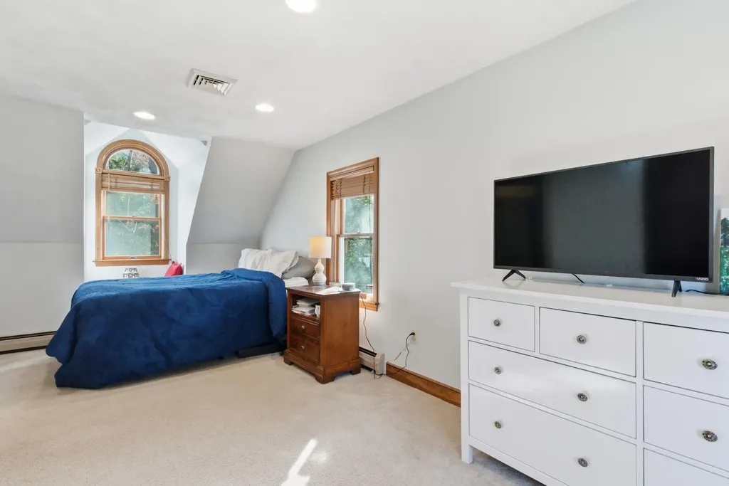 116 Westfall Road Pelham NH 03076