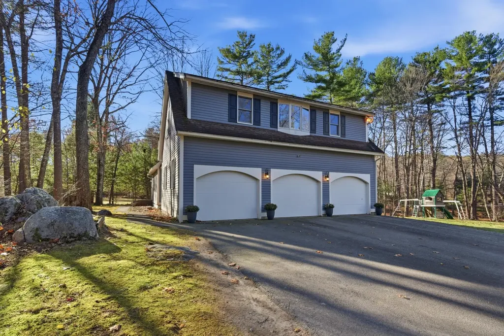 116 Westfall Road Pelham NH 03076