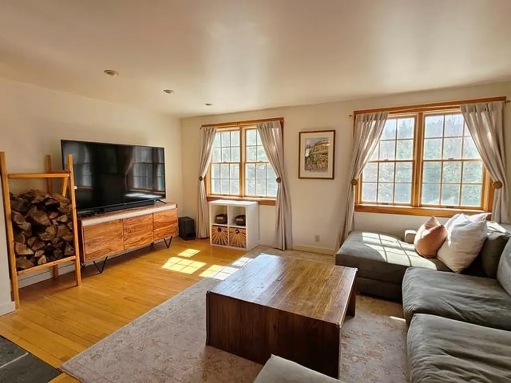 192 Apple Hill Road Sullivan NH 03445