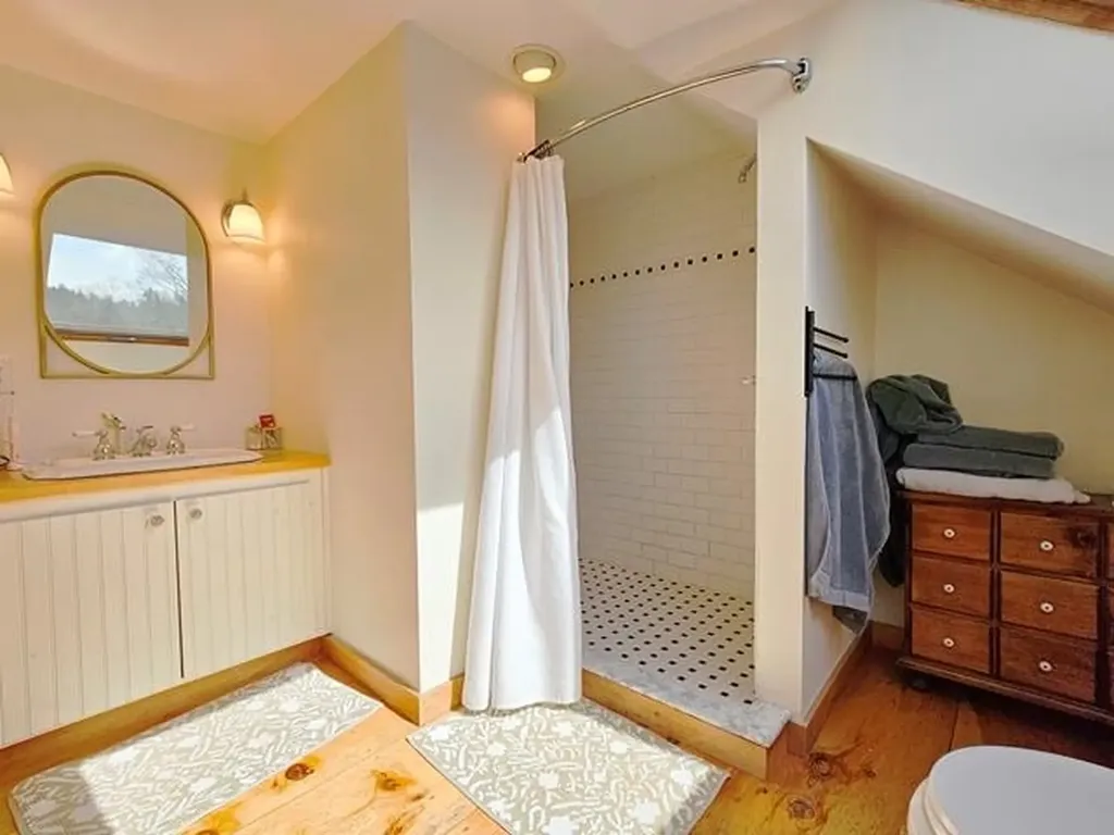 192 Apple Hill Road Sullivan NH 03445