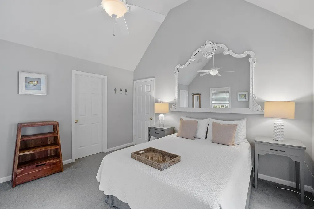 131 Forest Hill Way Manchester NH 03109