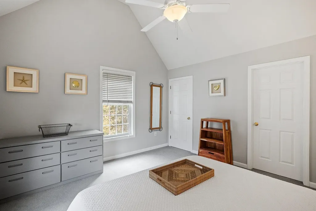 131 Forest Hill Way Manchester NH 03109