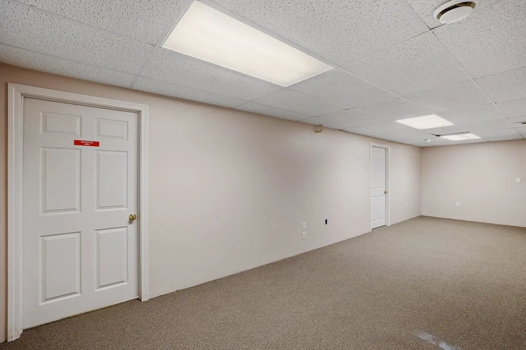 131 Forest Hill Way Manchester NH 03109