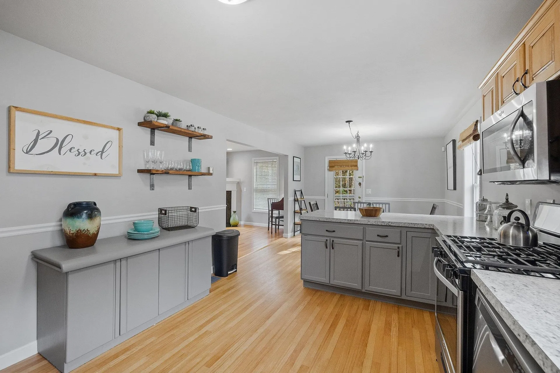 131 Forest Hill Way Manchester NH 03109