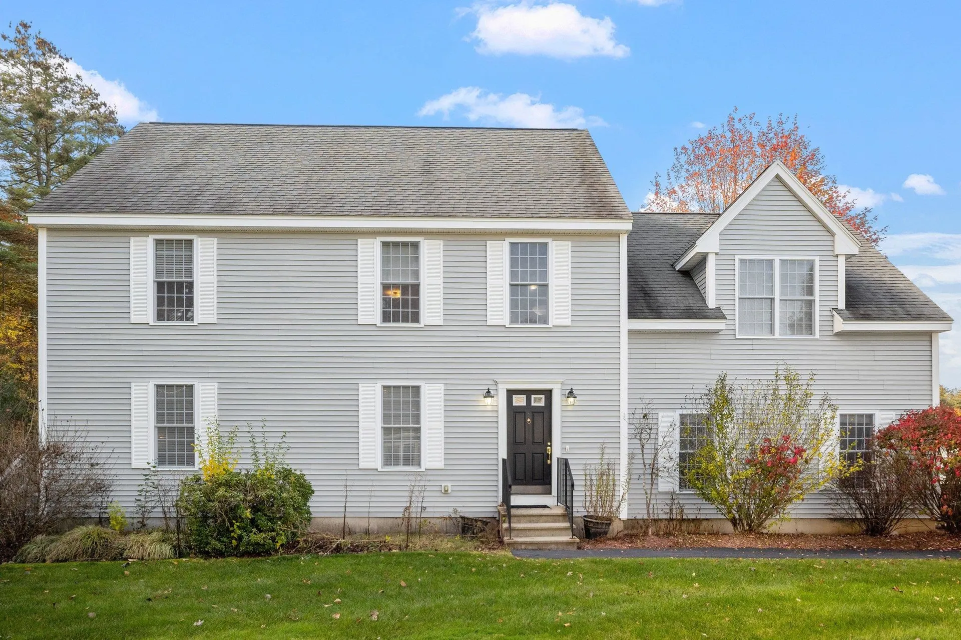 131 Forest Hill Way Manchester NH 03109