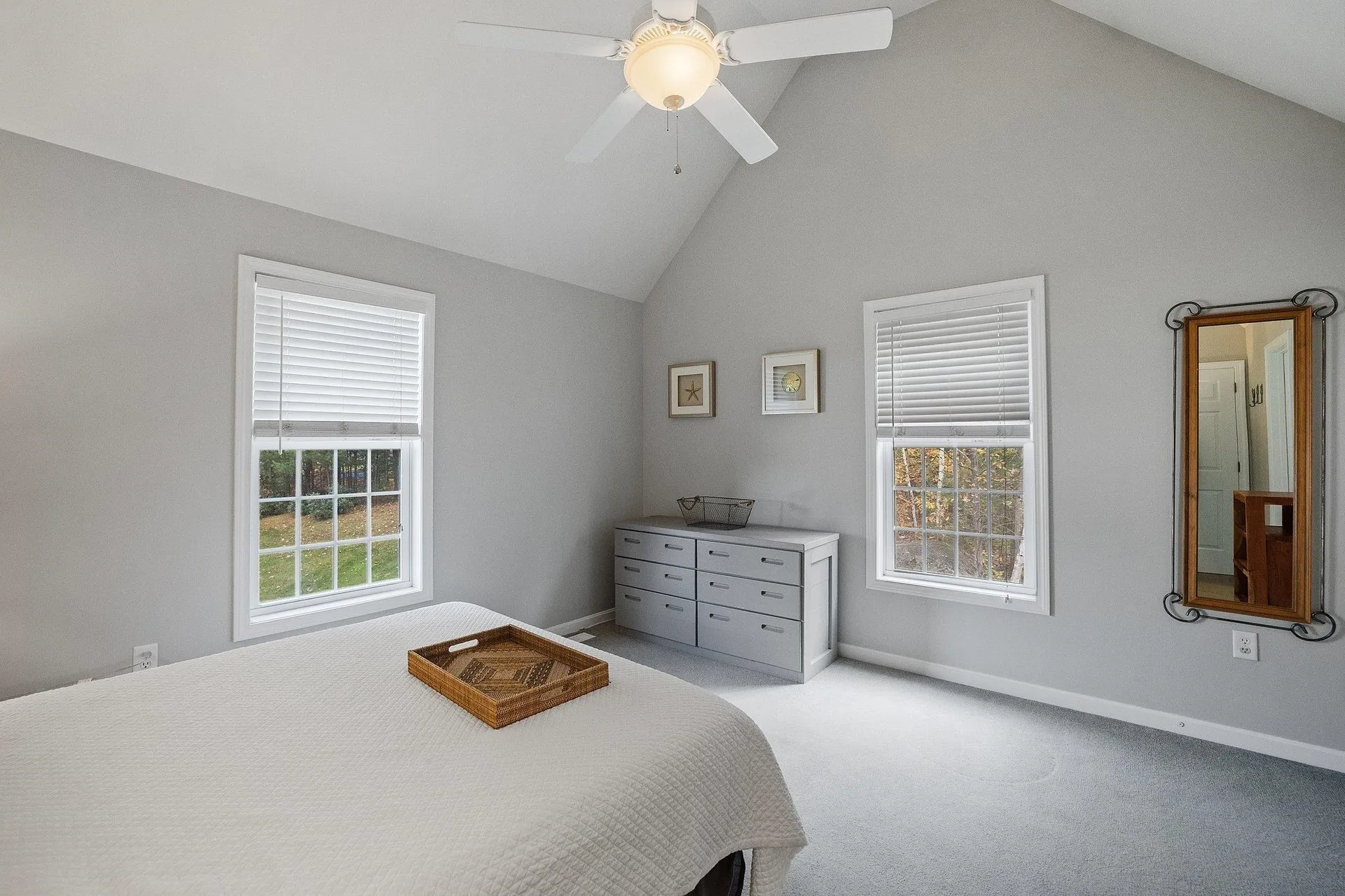 131 Forest Hill Way Manchester NH 03109