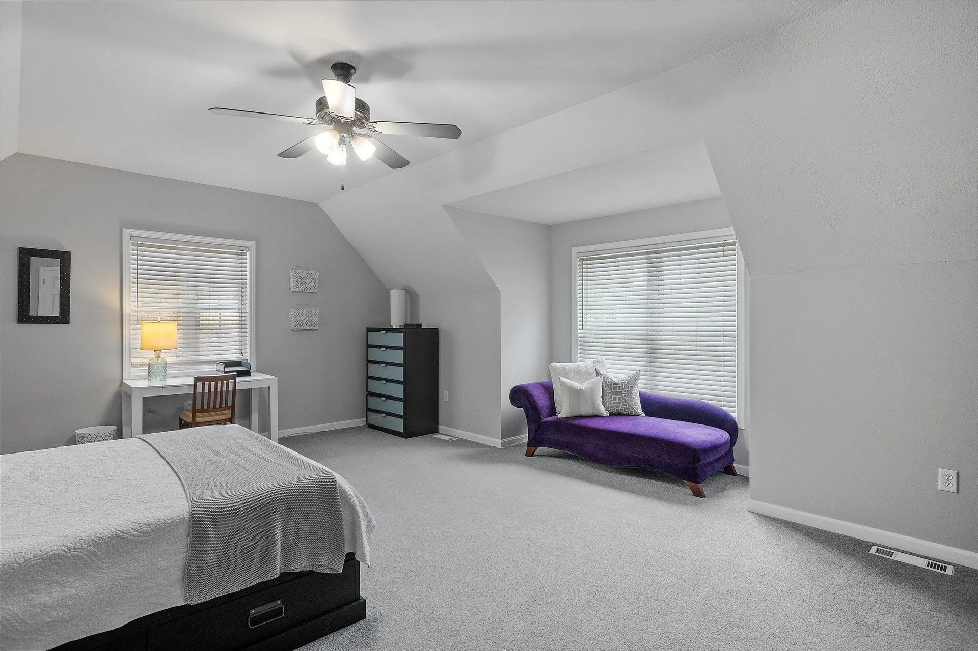 131 Forest Hill Way Manchester NH 03109