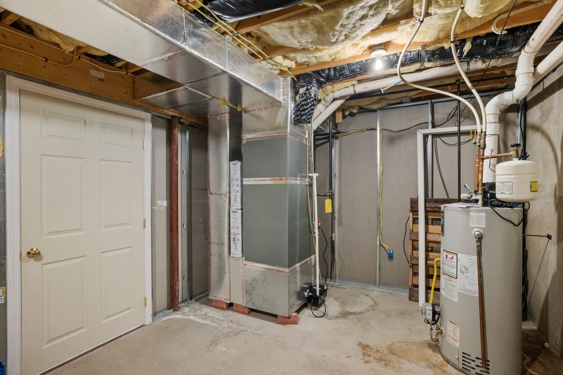 131 Forest Hill Way Manchester NH 03109