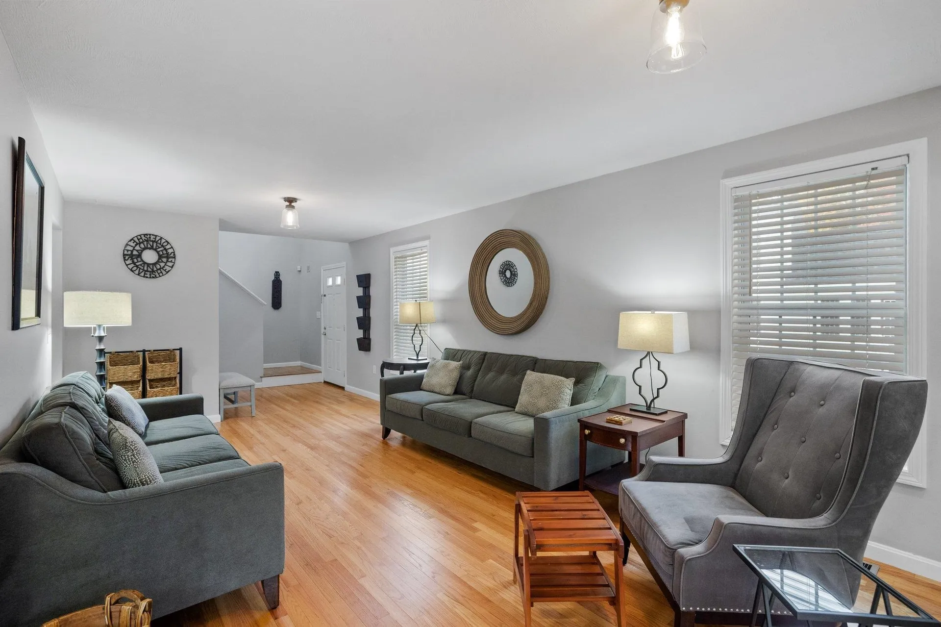 131 Forest Hill Way Manchester NH 03109