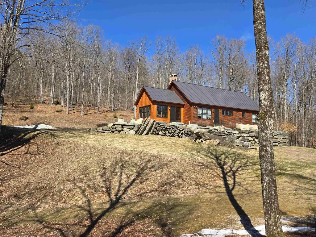 348 Fort Defiance Hill Barnard VT 05031