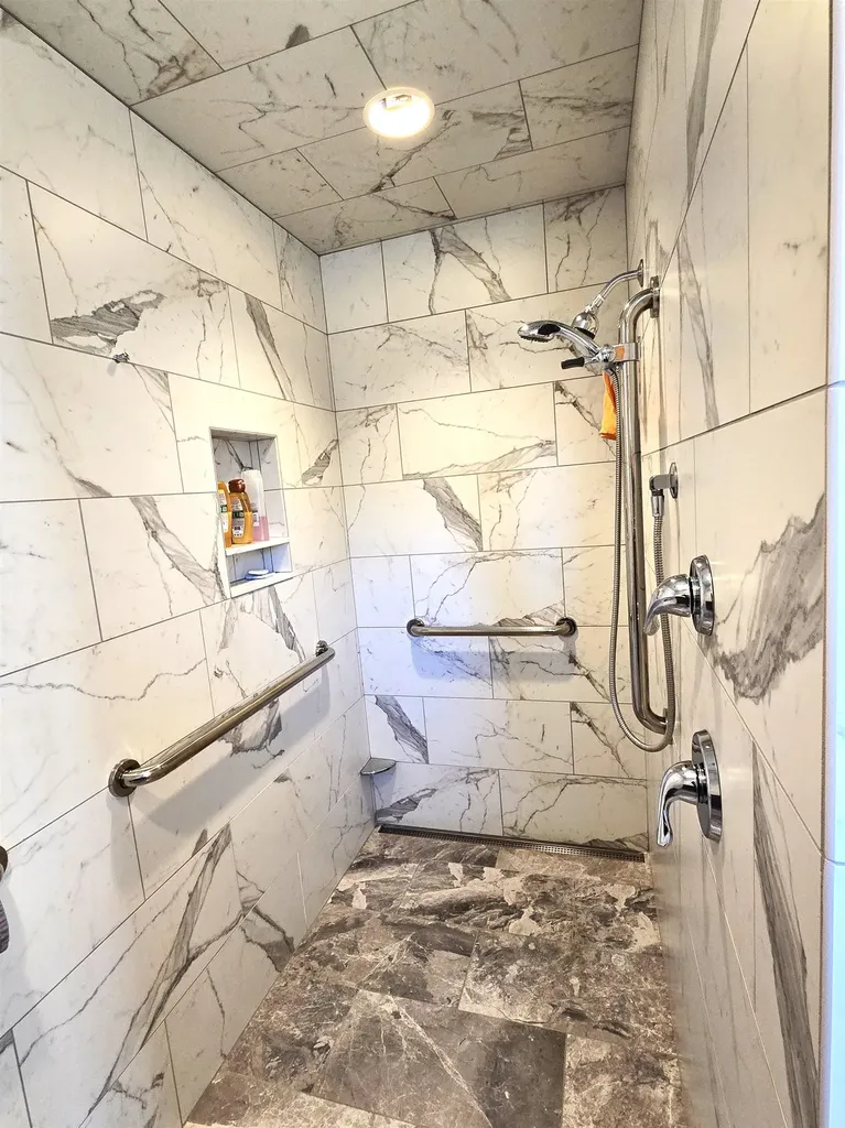 348 Fort Defiance Hill Barnard VT 05031