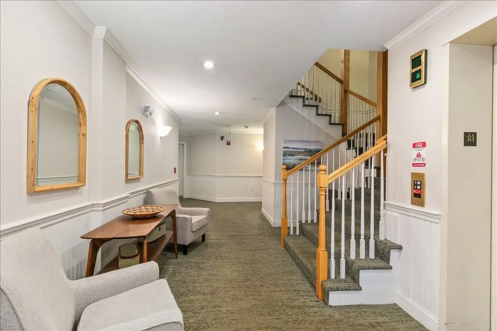 1 Sterling Hill Lane Exeter NH 03833