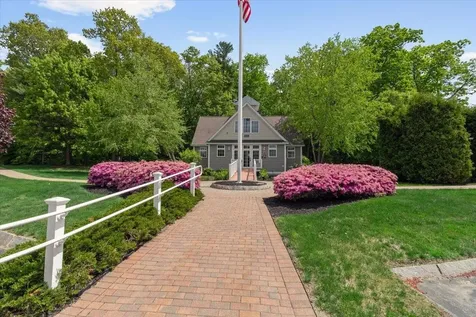 1 Sterling Hill Lane Exeter NH 03833