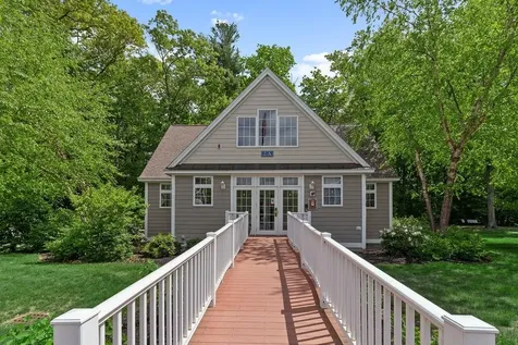 1 Sterling Hill Lane Exeter NH 03833