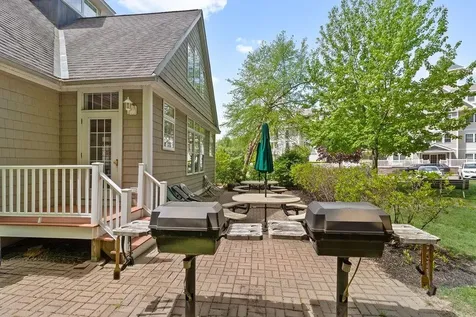 1 Sterling Hill Lane Exeter NH 03833