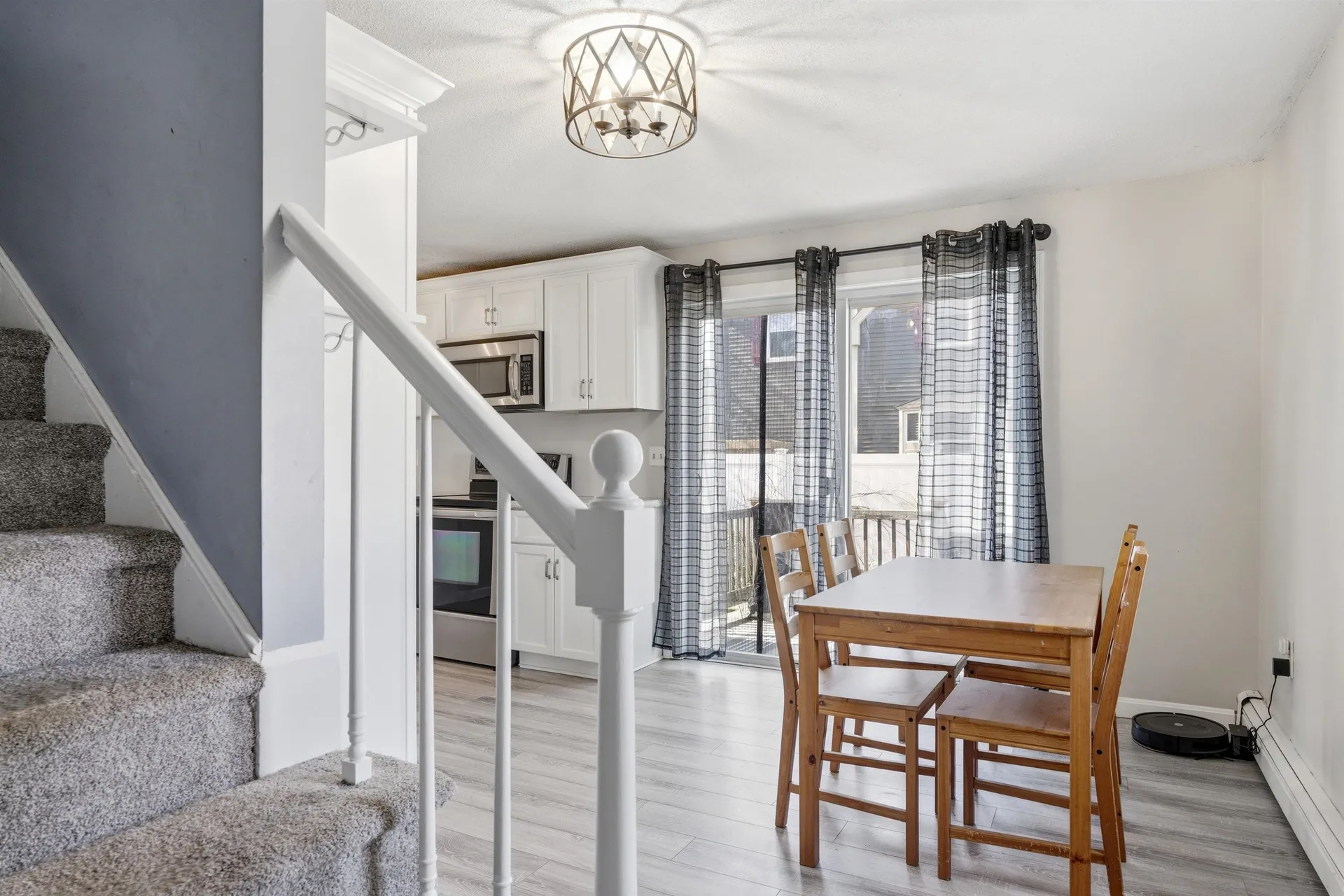 11 Phillip Road Derry NH 03038