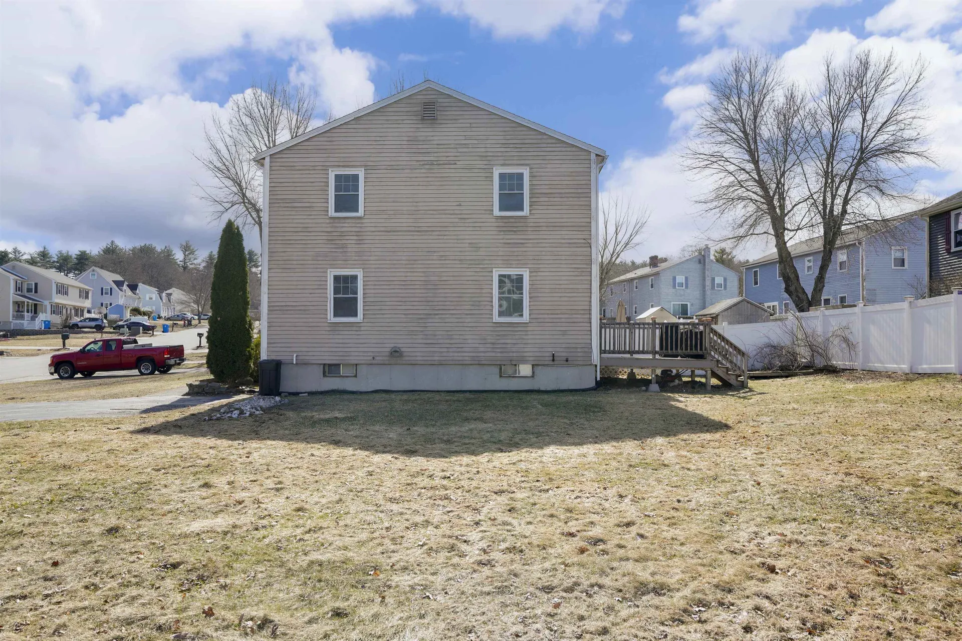 11 Phillip Road Derry NH 03038