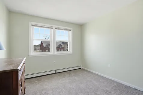 11 Phillip Road Derry NH 03038
