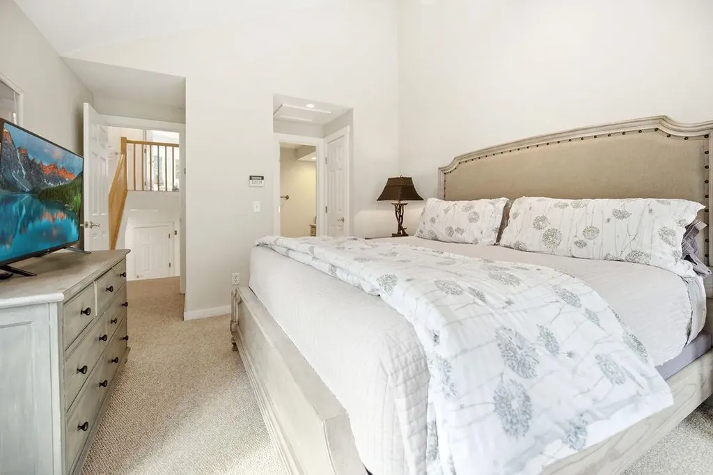 37B Kingswood Road Dover VT 05356