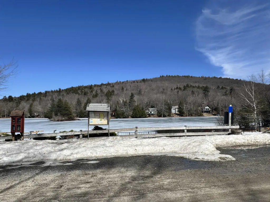 Gerald Drive Newbury NH 03255