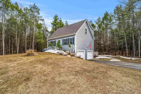 85 Kennard Road Nottingham NH 03290