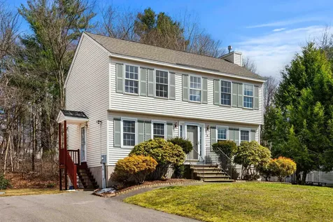 5 Magnolia Lane Derry NH 03038