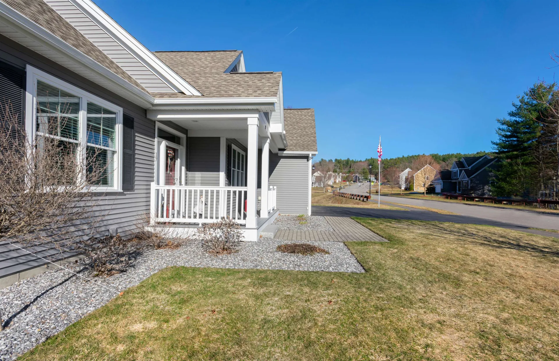 17 Legacy Drive Nashua NH 03062