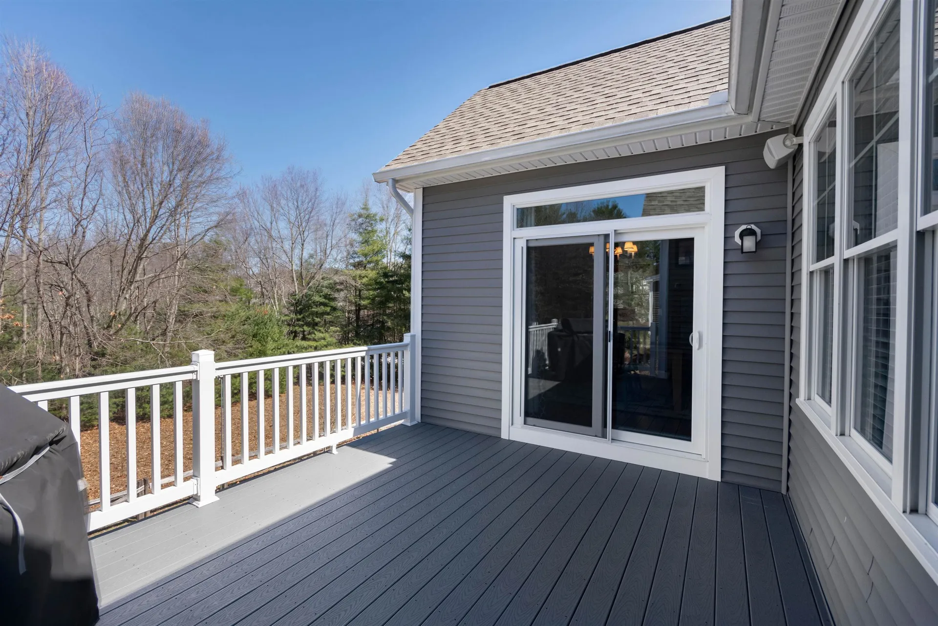 17 Legacy Drive Nashua NH 03062