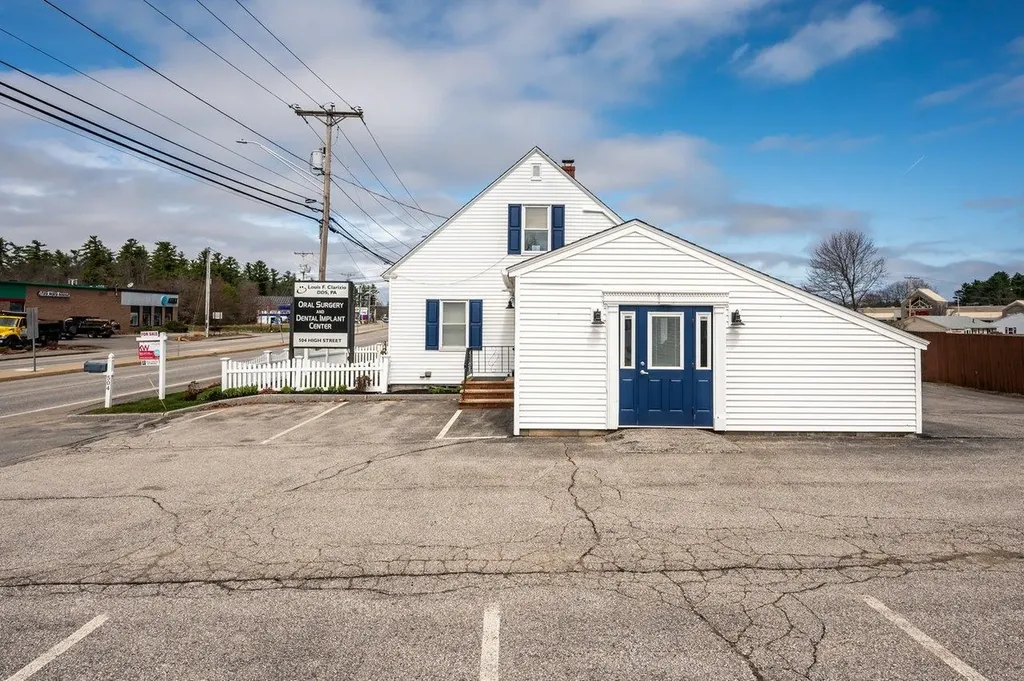 504 High Street Somersworth NH 03878