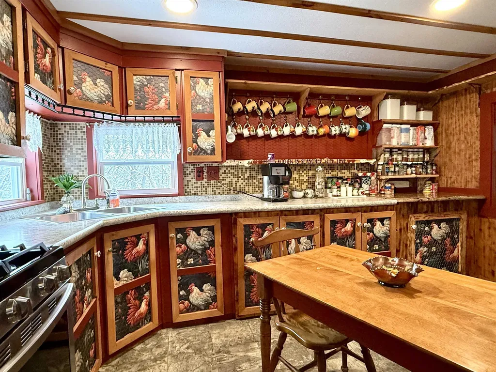 7680 Vt 102 Route Guildhall VT 05905